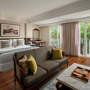 Camellia Suite